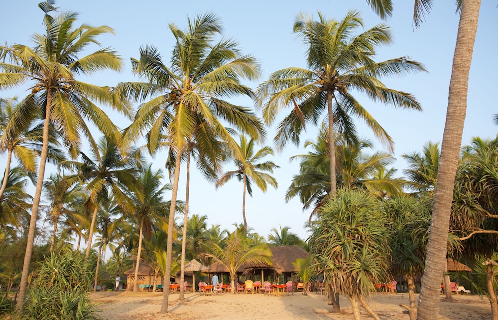 NEELESHWAR HERMITAGE 39/42