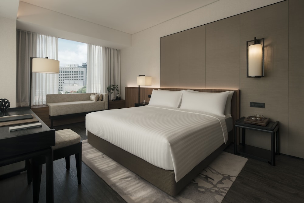 PREMIER, DOUBLE BED