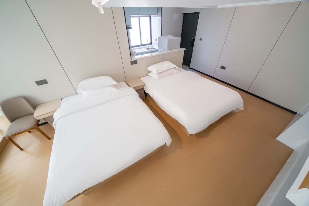 Shanghai Qidian Apartment The Bund 8/50