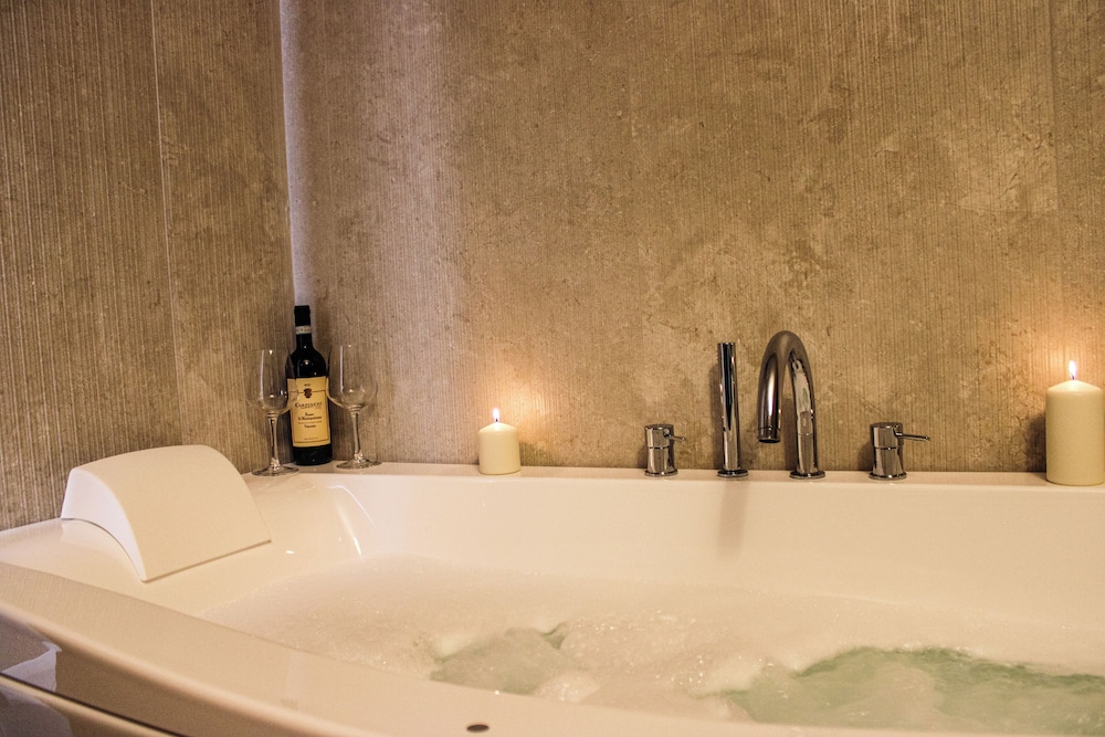 Antica Quercia & Spa 24/50