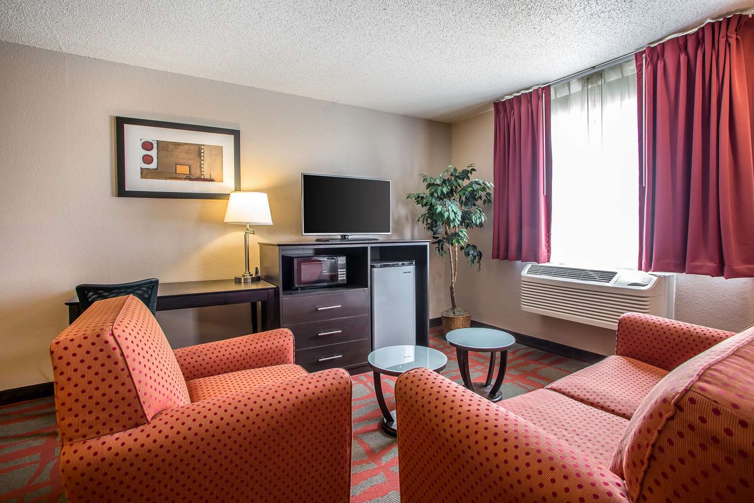 Quality Inn And Suites West Bend 9/17