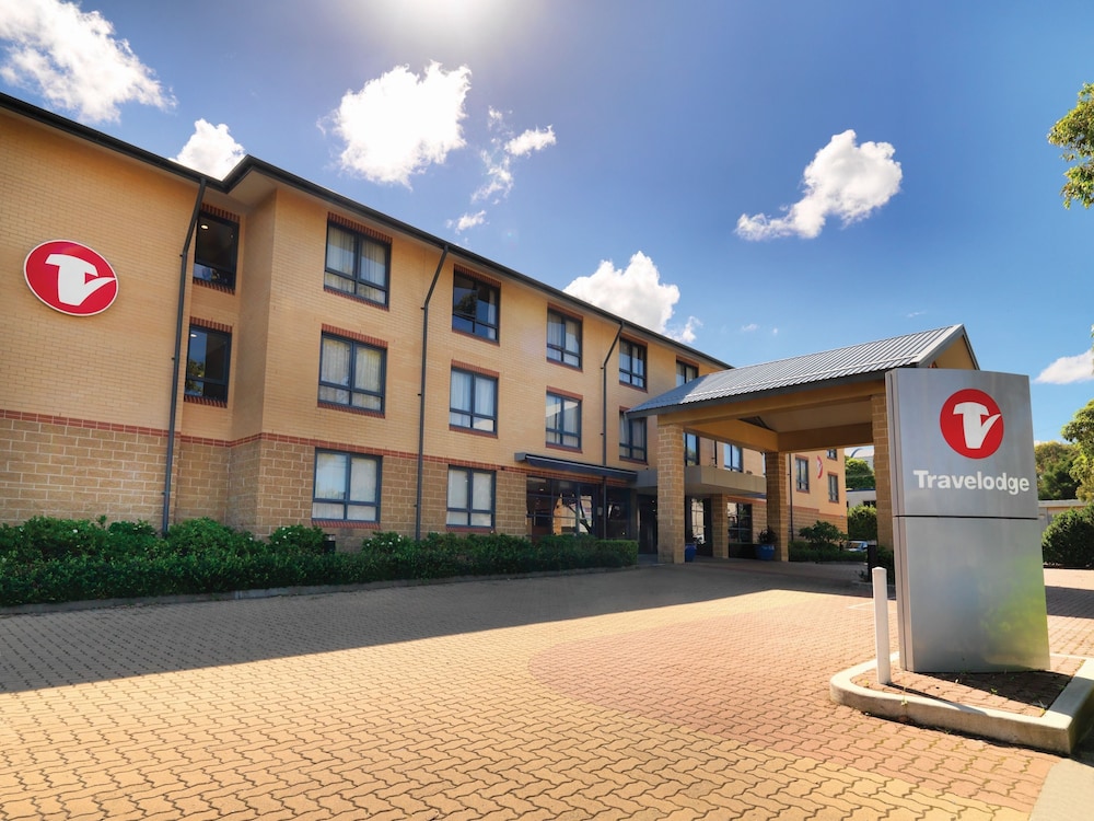 Mercure Sydney Manly Warringah 72/73