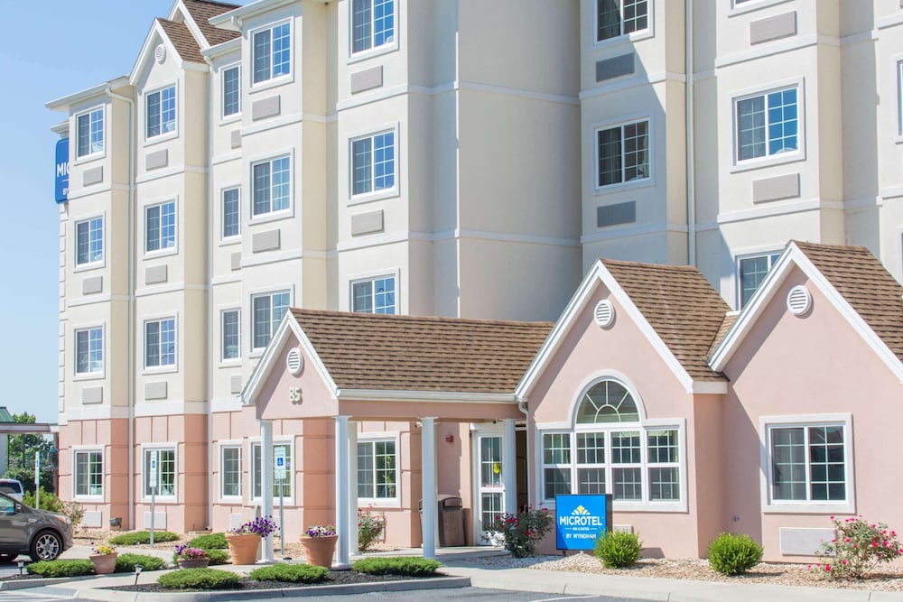 Microtel Inn And Suites By Wyndham Harrisonburg 22/29