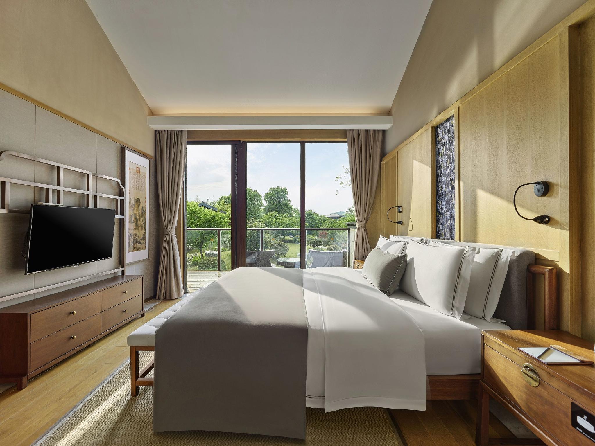 Hentique Resort & Spa 5/53