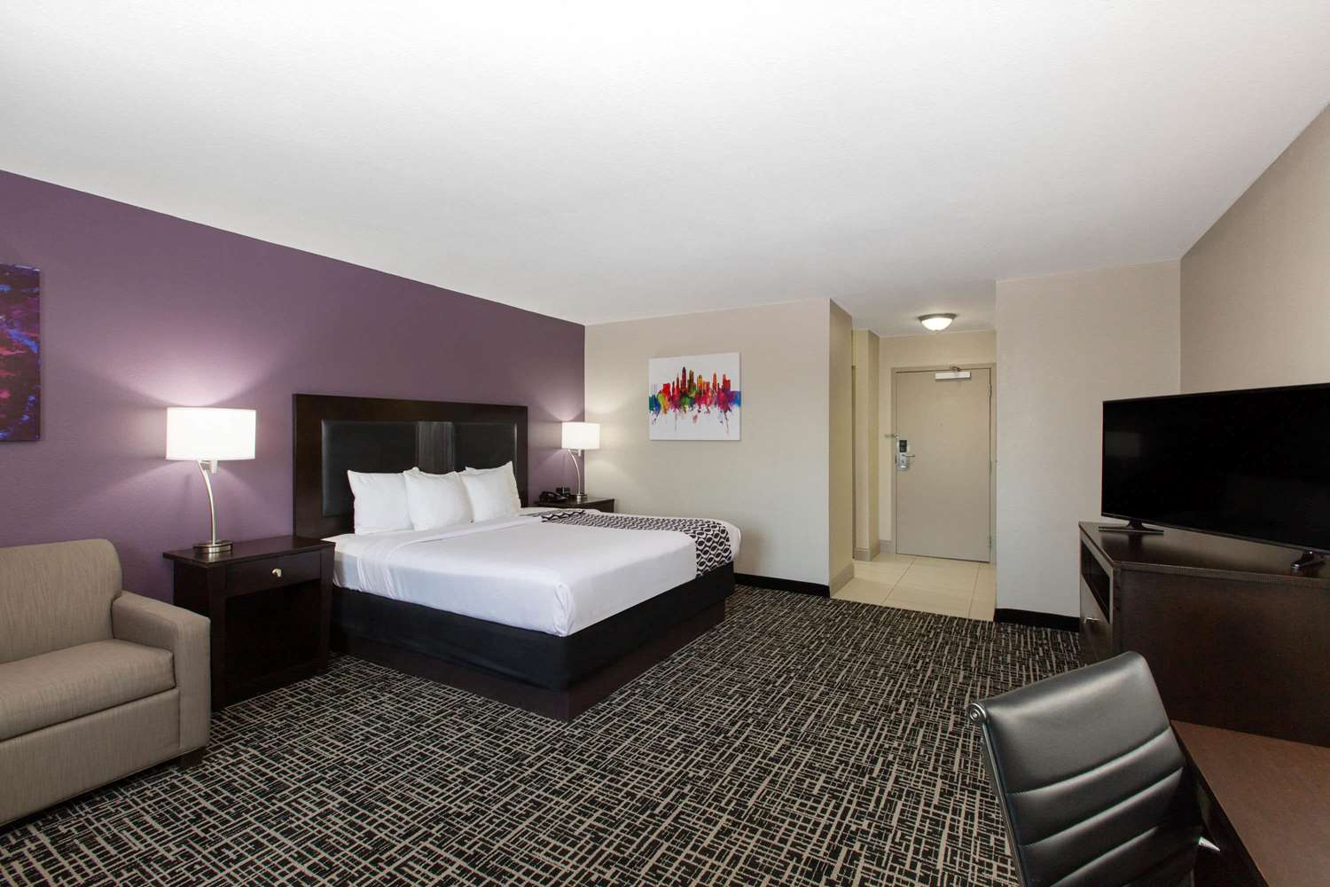 La Quinta Inn & Suites by Wyndham Blue Springs 3/31