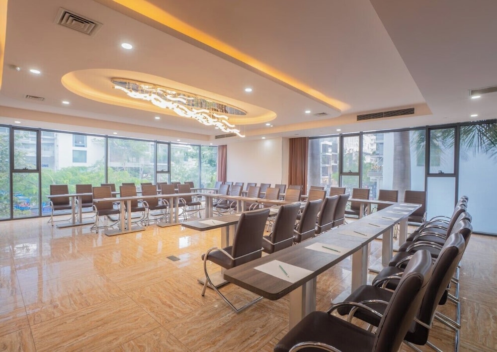 V Hotel Nha Trang 38/50