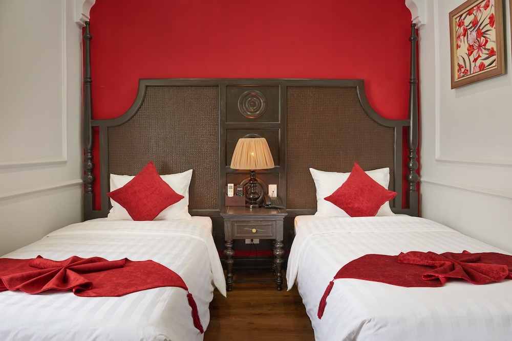 Manoir Des Arts Hotel 28/73