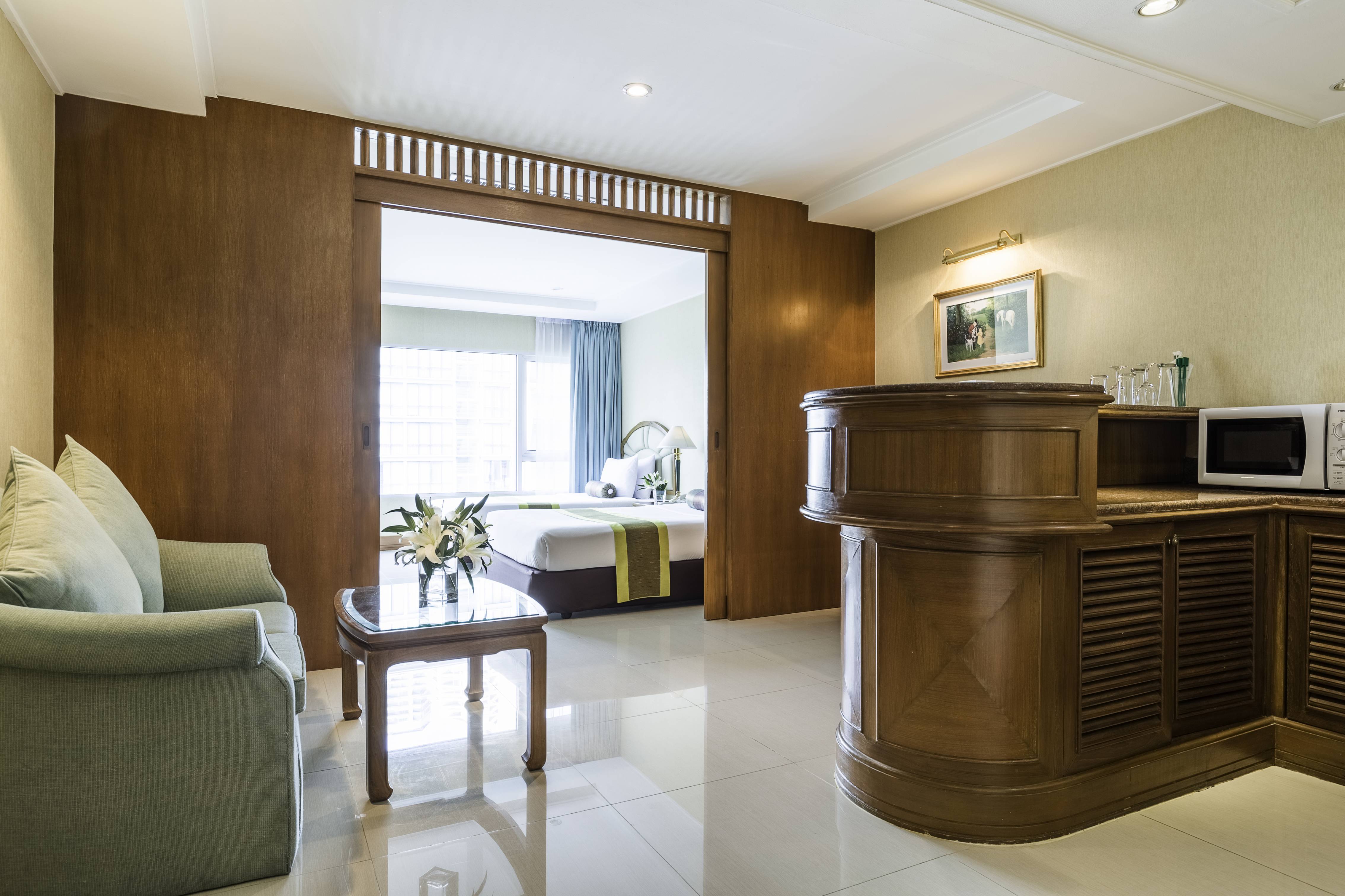 Grand Mercure Bangkok Windsor 6/47