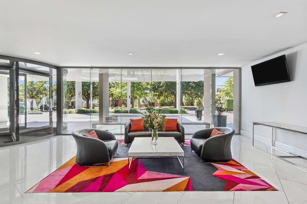 Adina Serviced Apartments Canberra Dickson 35/57