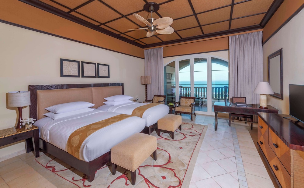 Desert Islands Resort & Spa by Anantara 17/72