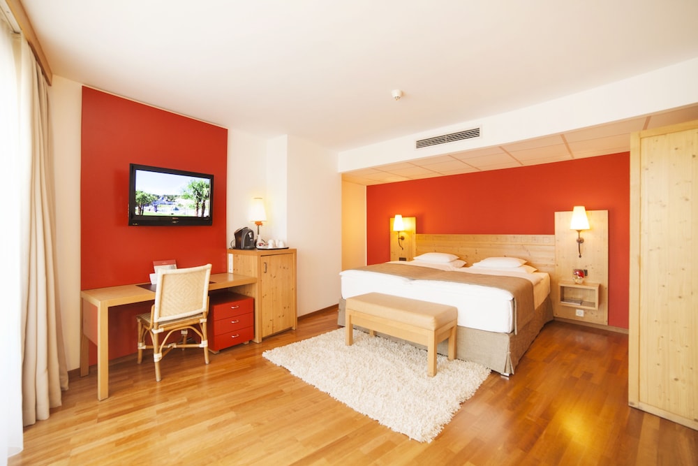 Rogner Hotel 8/27