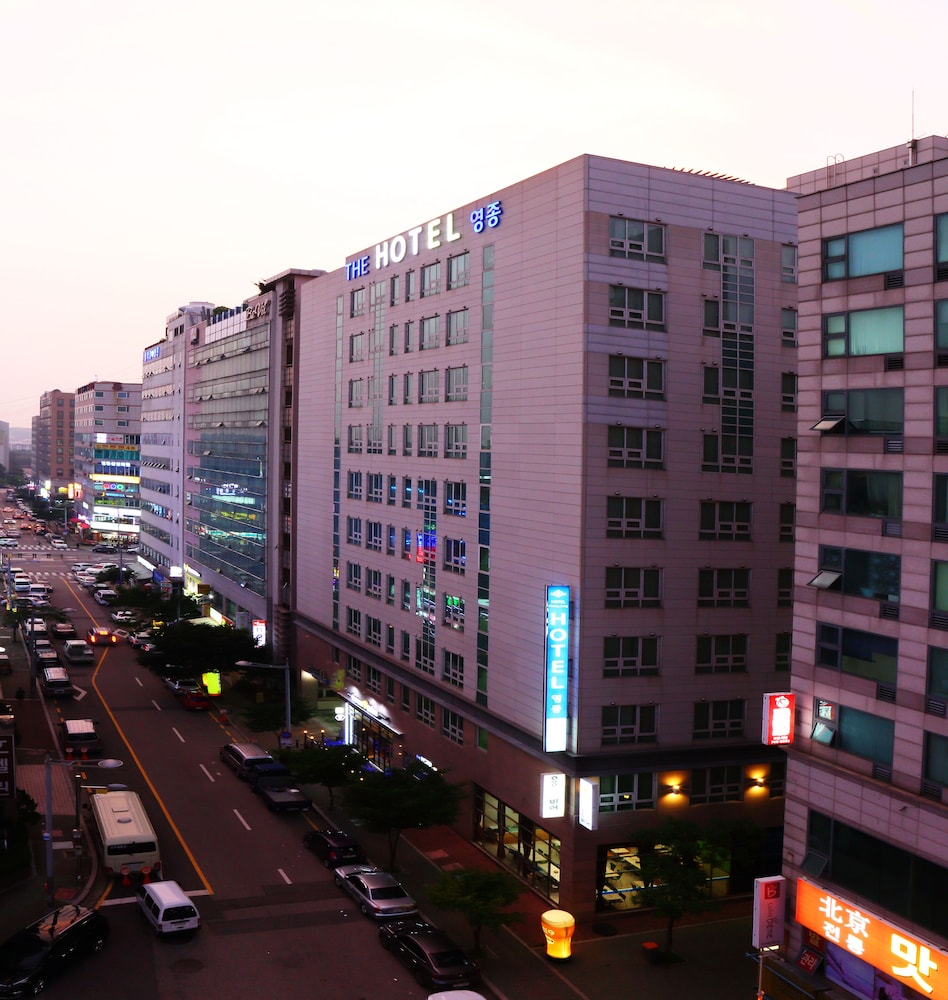 The Hotel Yeong Jong 8/50