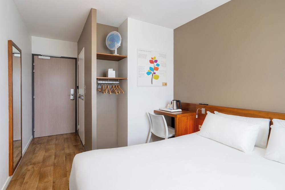 HOTEL ECONUIT 6/47