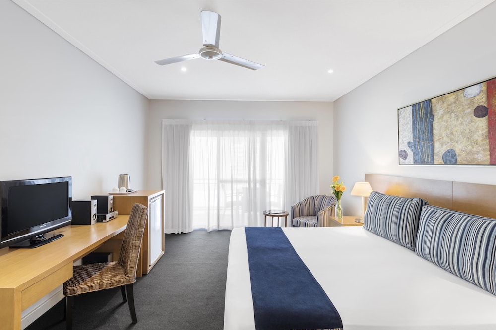 Oaks Broome Hotel 16/48