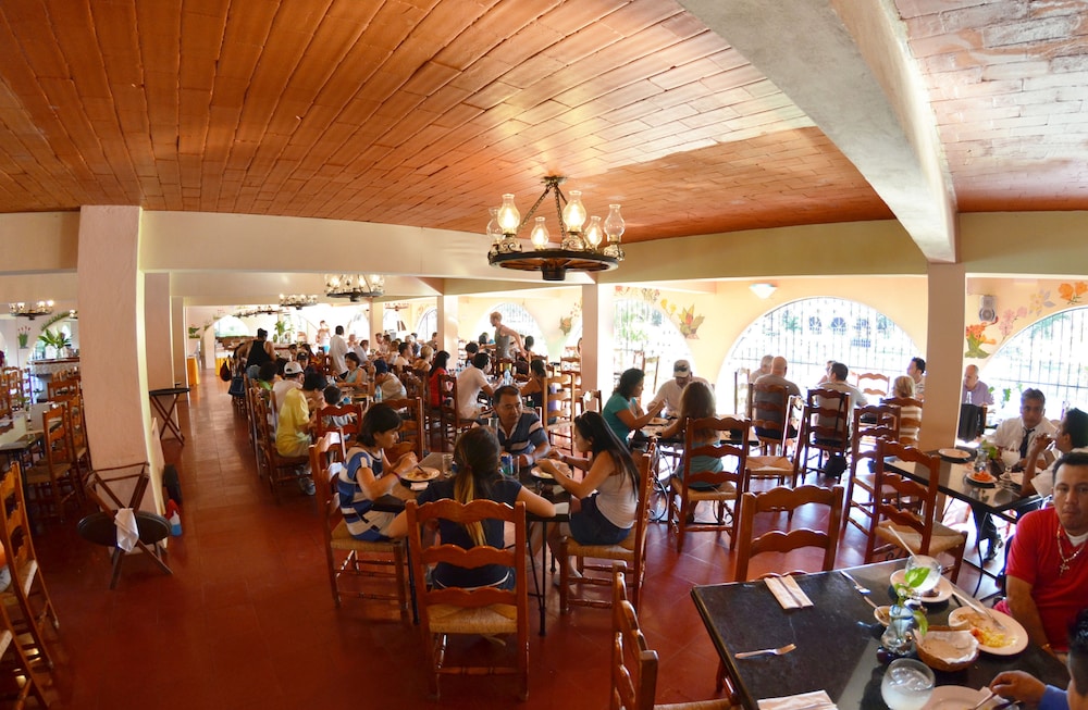 Chichen Itza Hotel 15/28