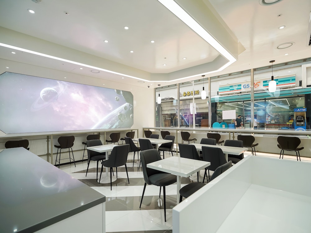 Henn na Hotel Seoul Myeongdong 41/50