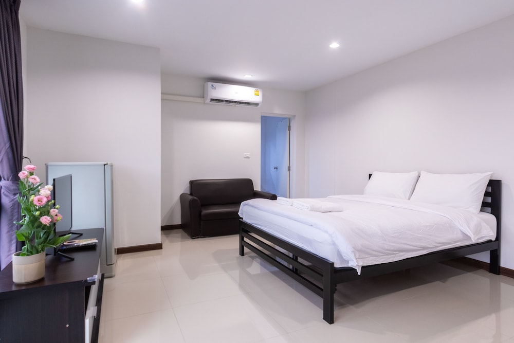 Baan Paknam Hotel 15/26