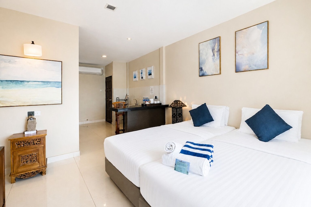 Beach, Family, Suite, Single Bed