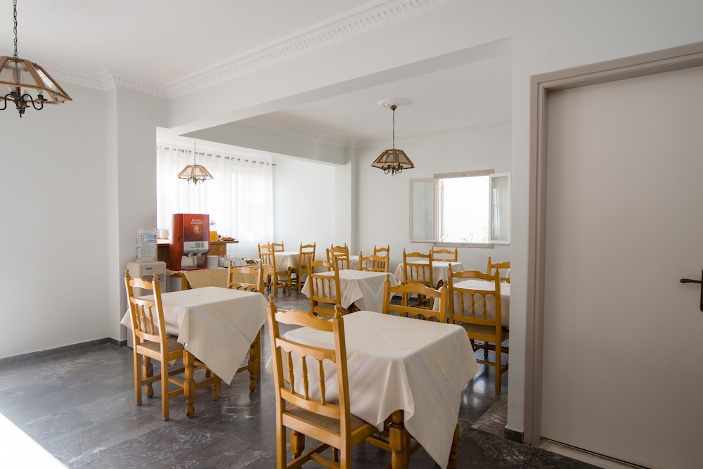Kamari Blu Boutique Hotel 23/32