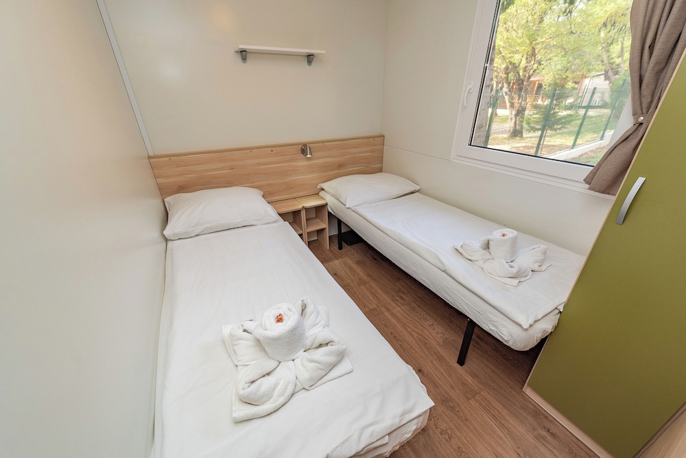 Camping Paklenica - Mobile Homes 13/55