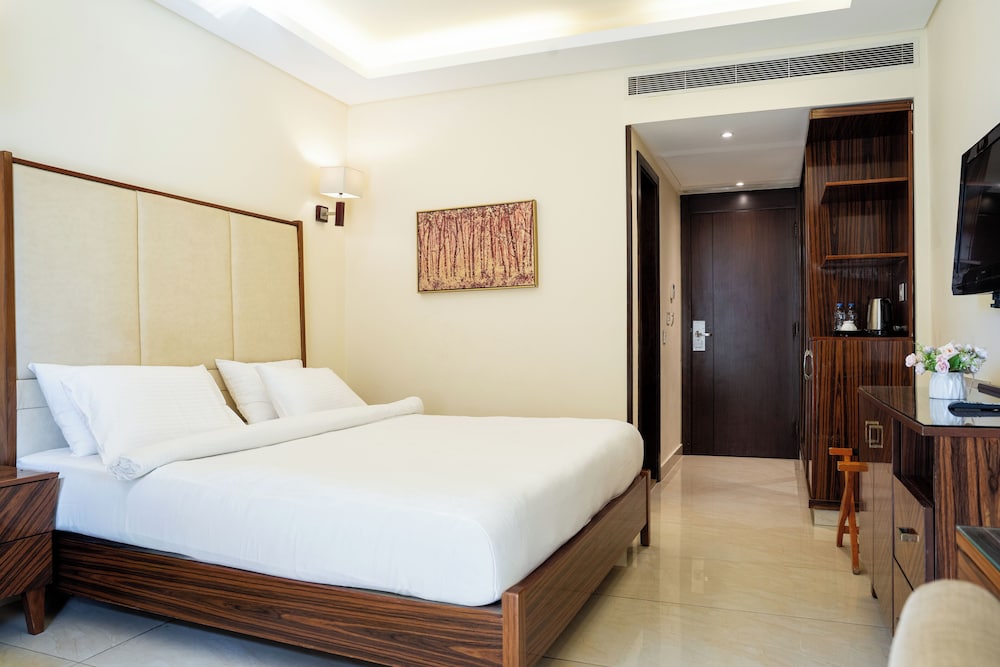 Grand Concerto Hotel 16/50