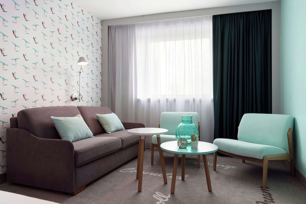 Hampton By Hilton Paris Clichy 8/18
