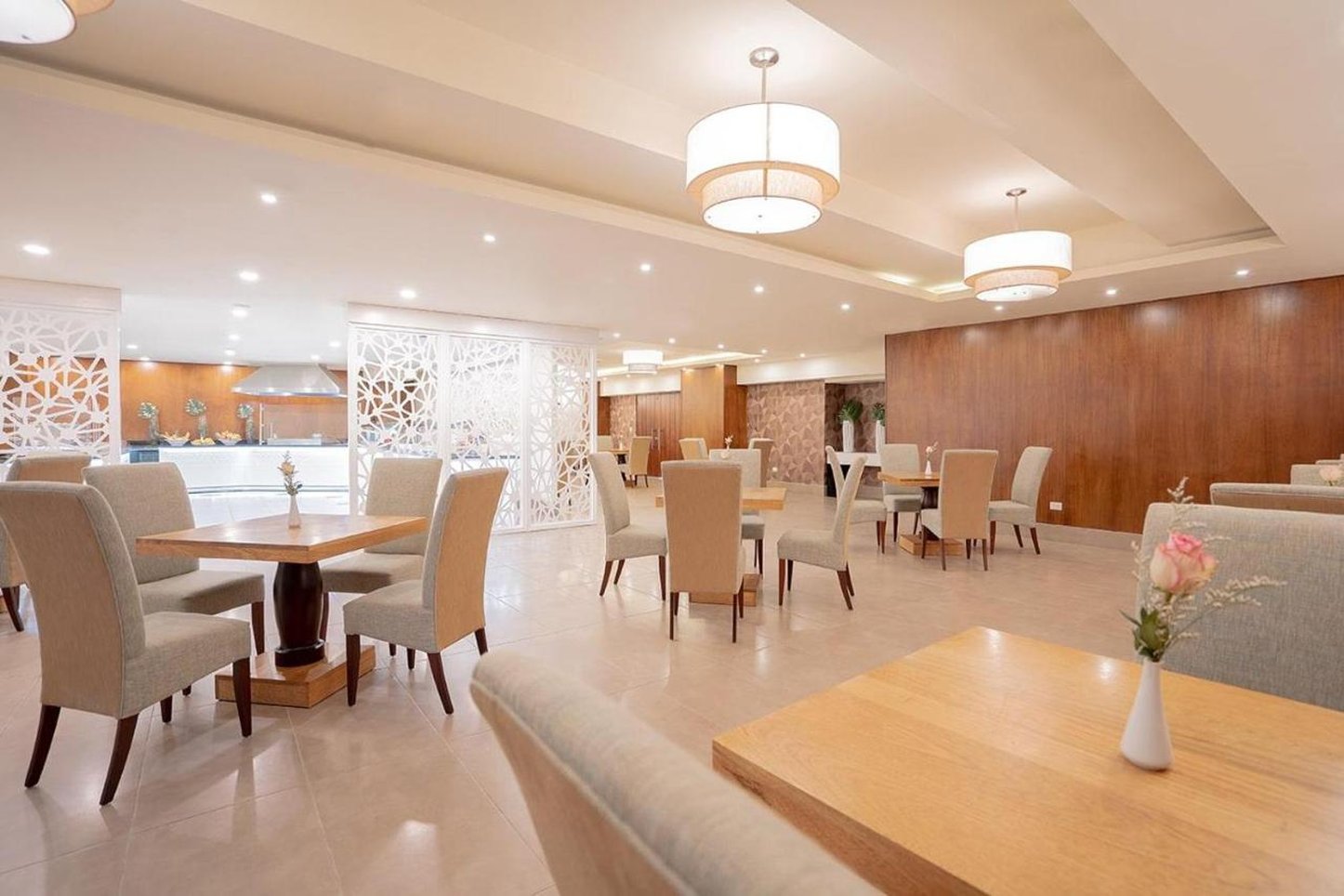 Hodelpa Gran Almirante Hotel & Casino 28/40
