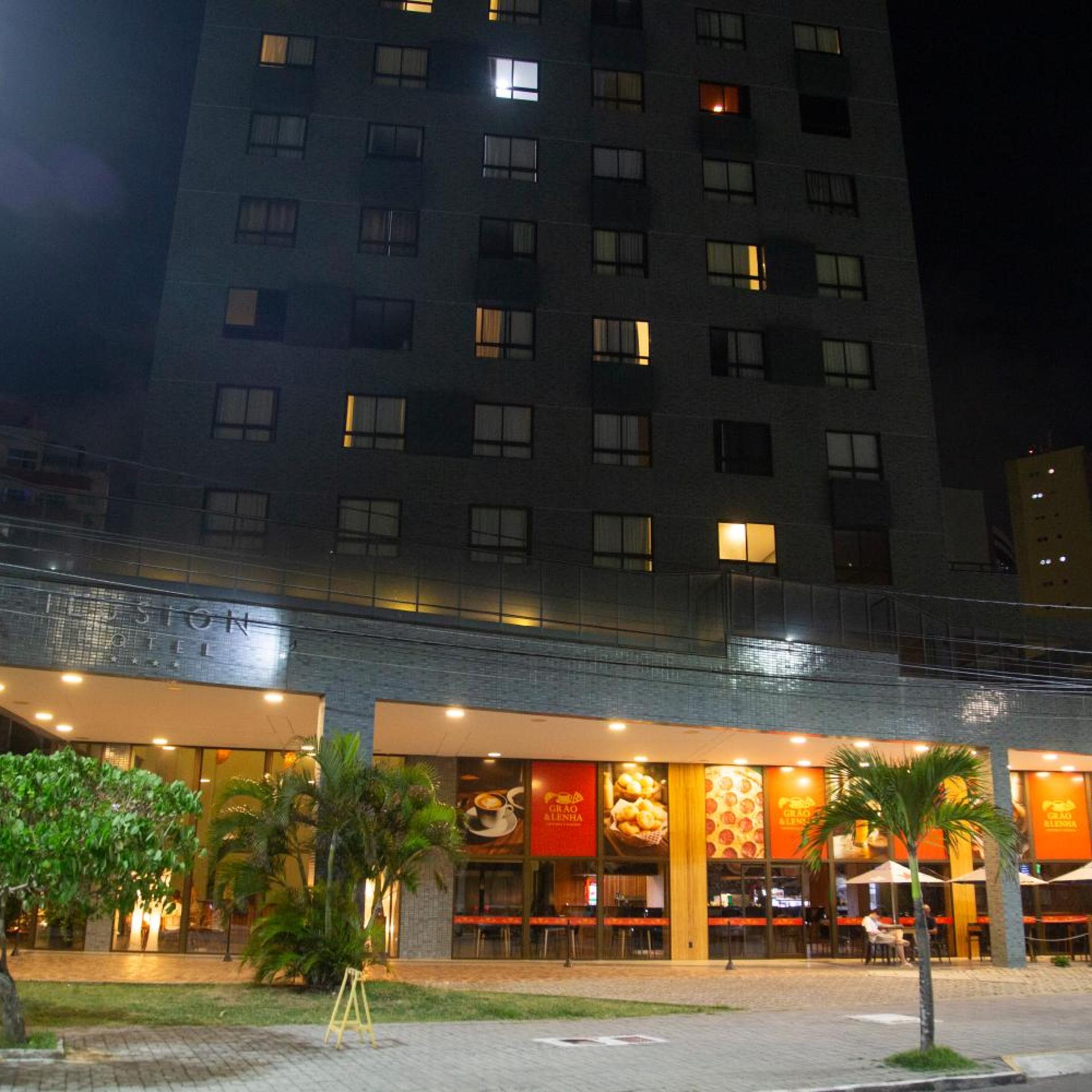 Hotel Illusion 2/50