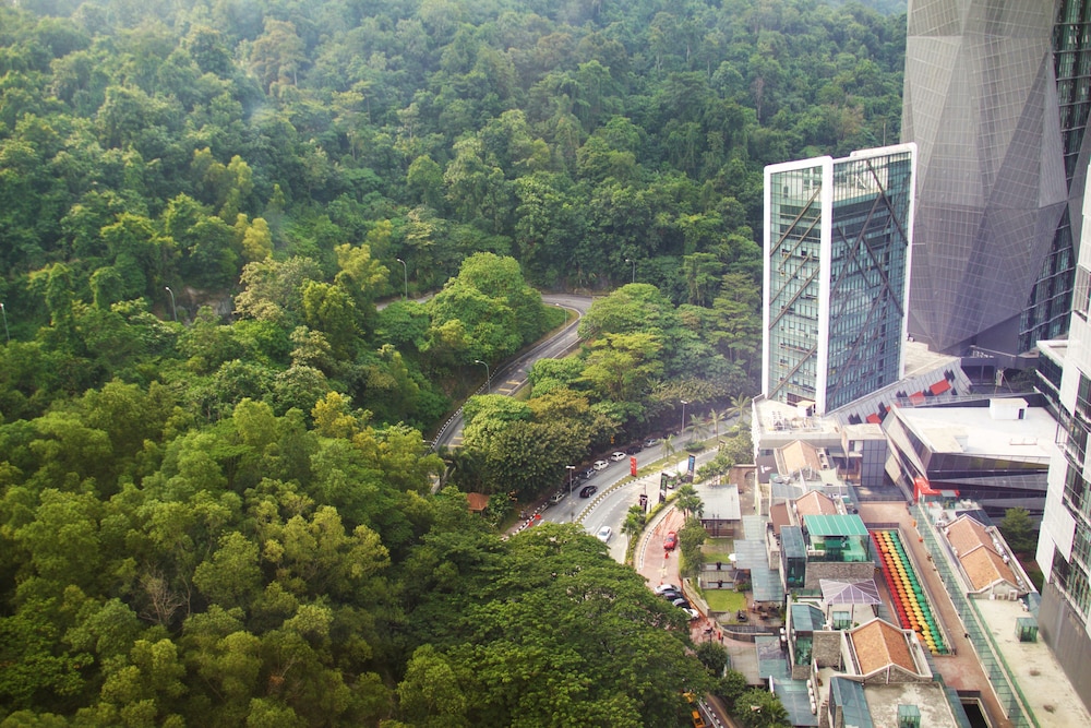 Qliq Damansara 54/60