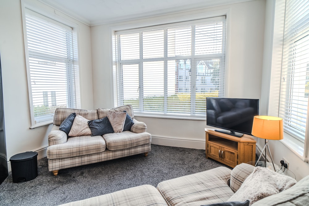 Beachmount Holiday Apartments 28/50