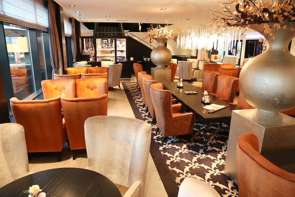 Van Der Valk Almere 38/49