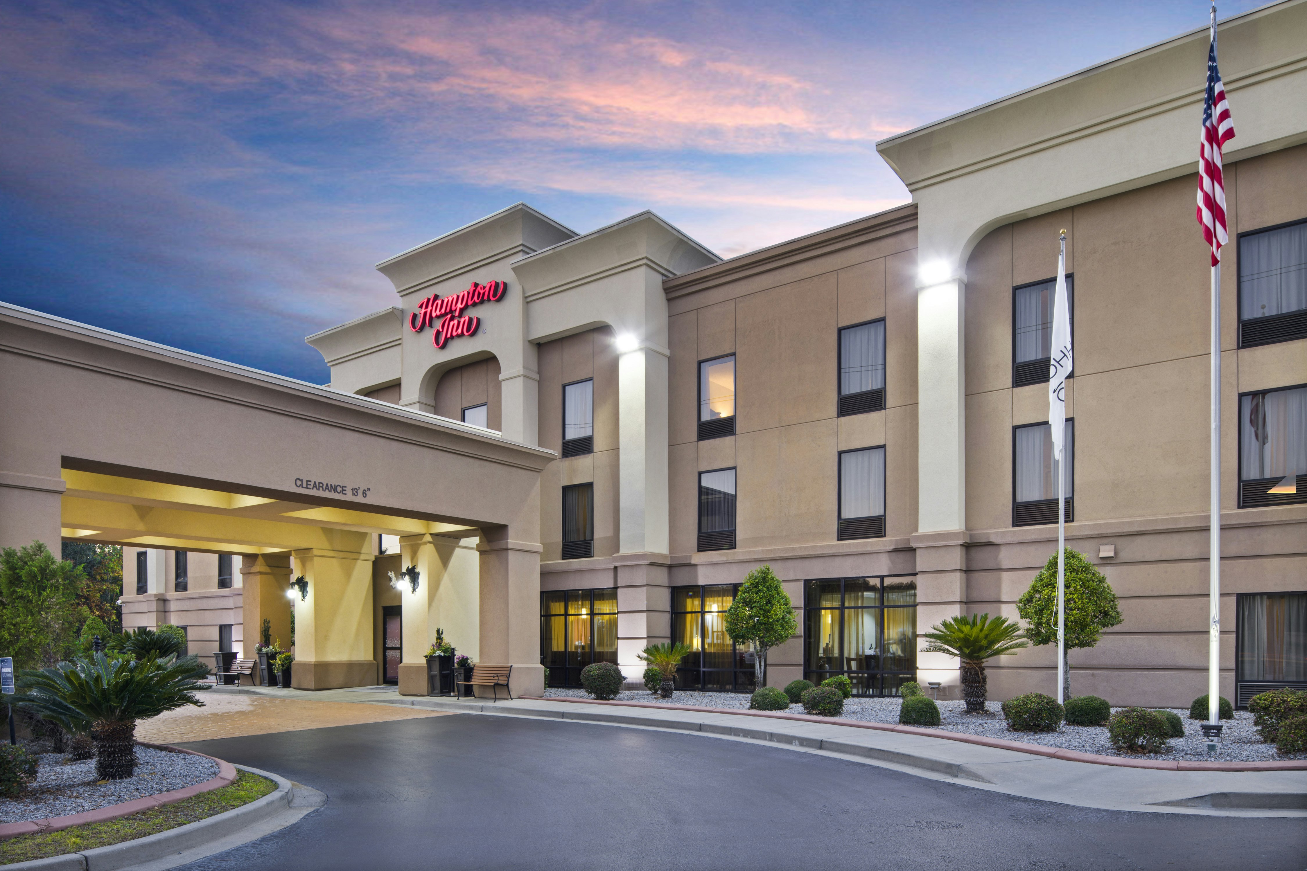 Hampton Inn Hinesville 40/41