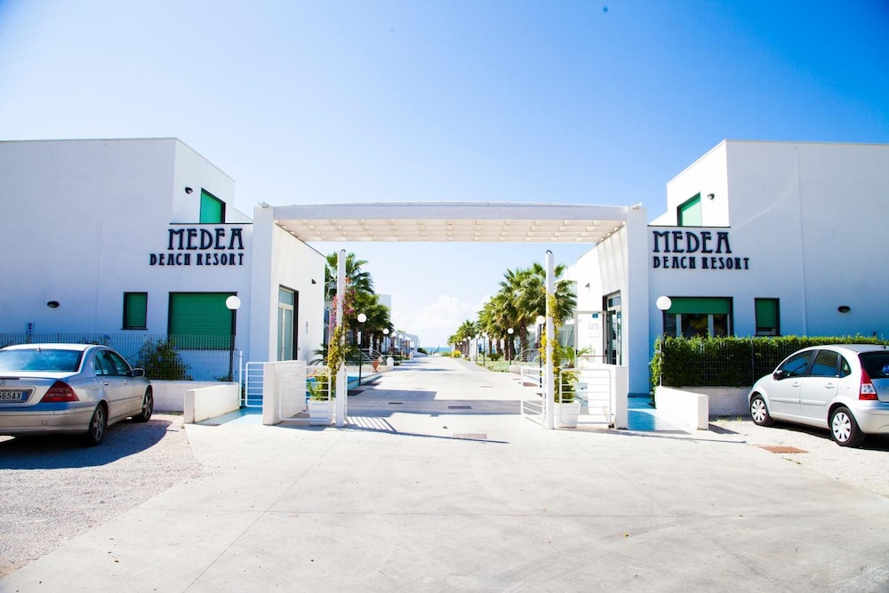 Medea Beach Resort 27/50