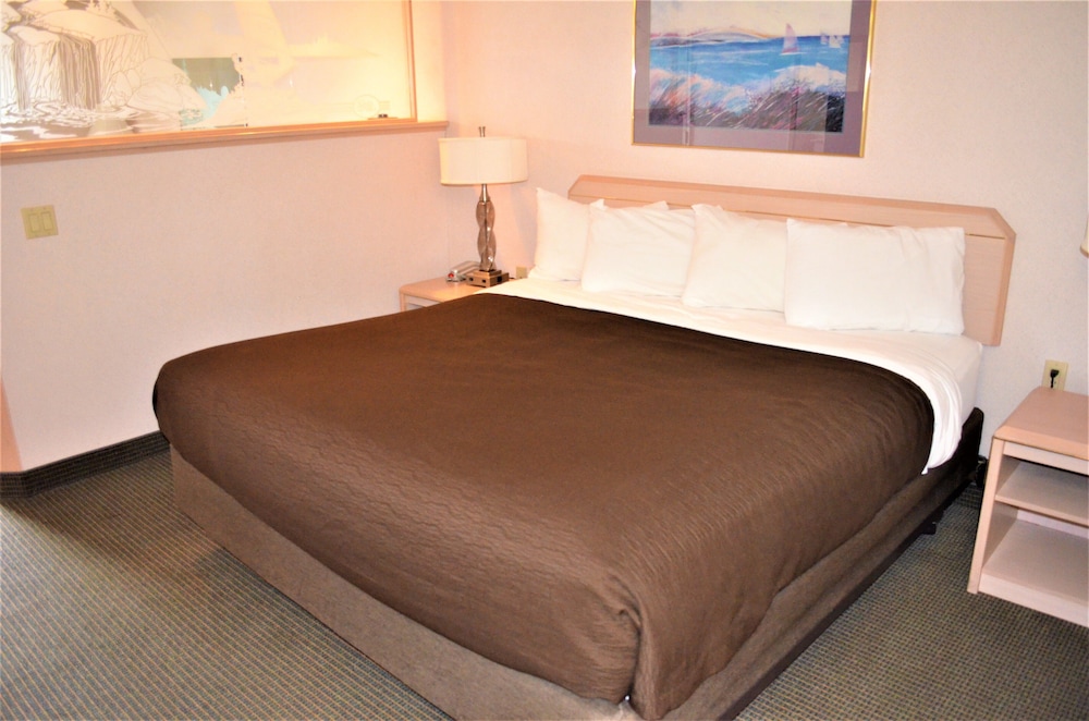 Columbia River Hotel, Ascend Hotel Collection 34/76