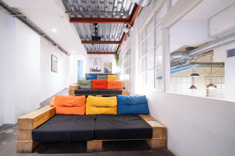 Koba Hostel 57/75