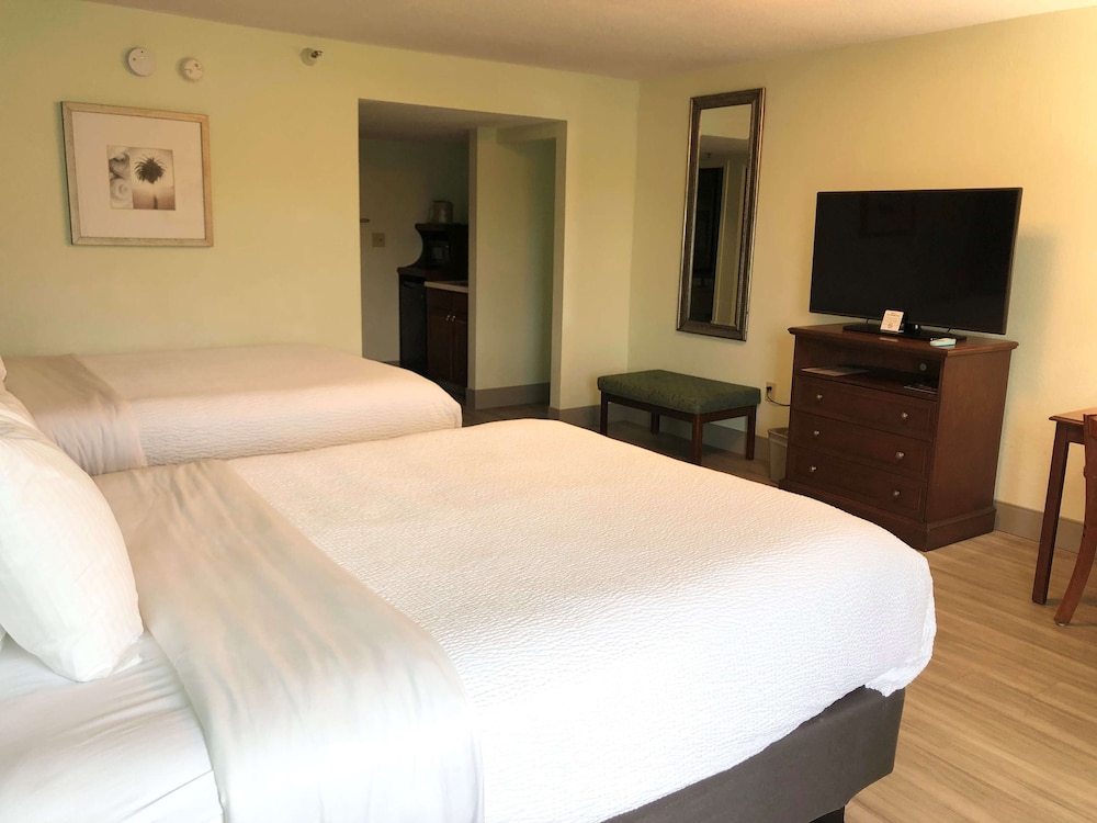 Best Western Plus Myrtle Beach @ Intracoastal 12/38