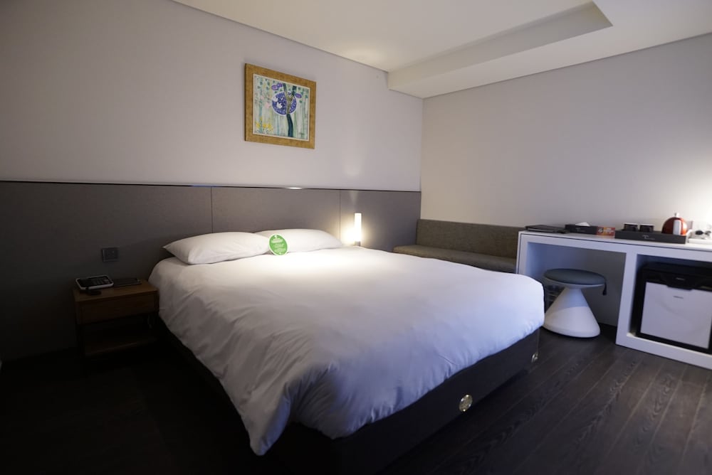 Hotel Thomas Myeongdong 18/57