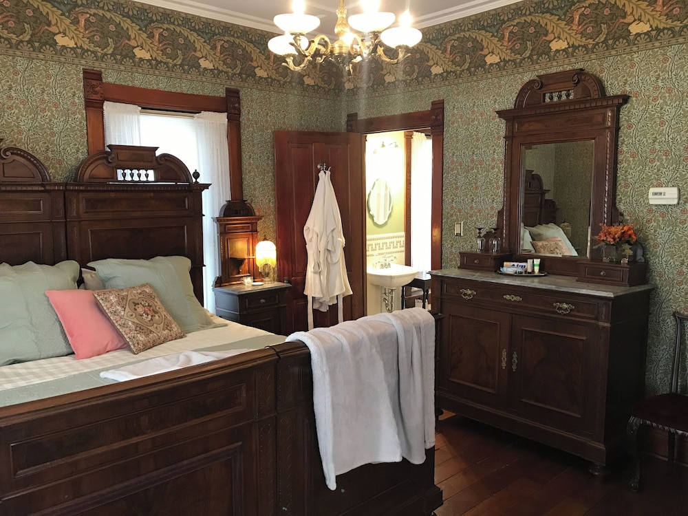 Nauvoo Grand Bed and Breakfast 13/51