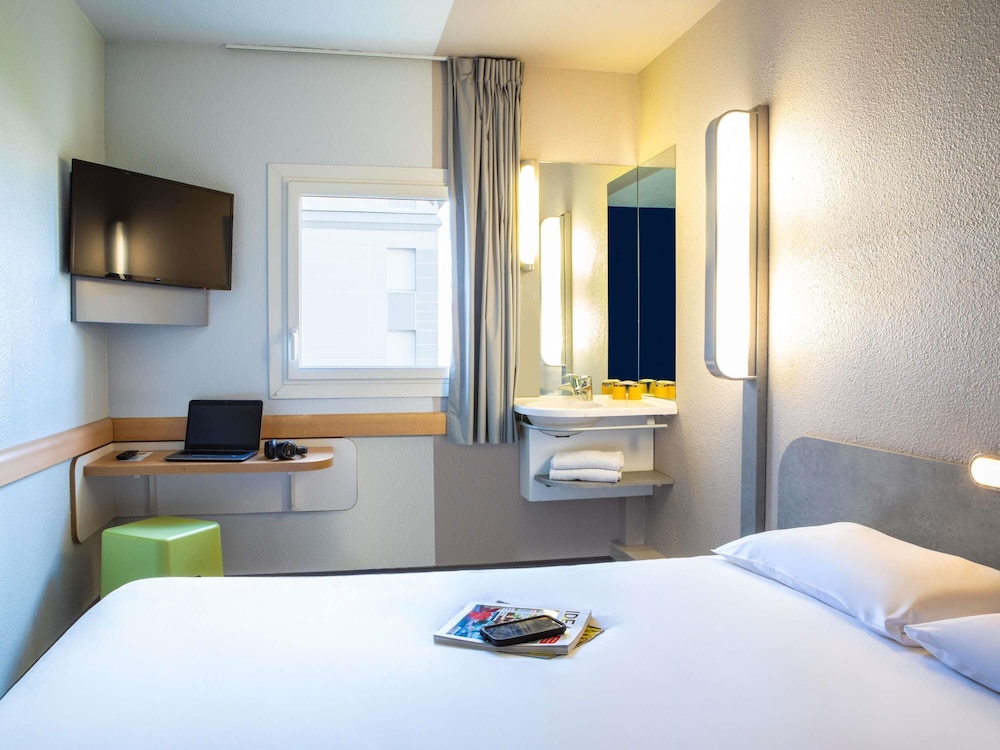 Ibis Budget Paris Porte De Montmartre 31/60