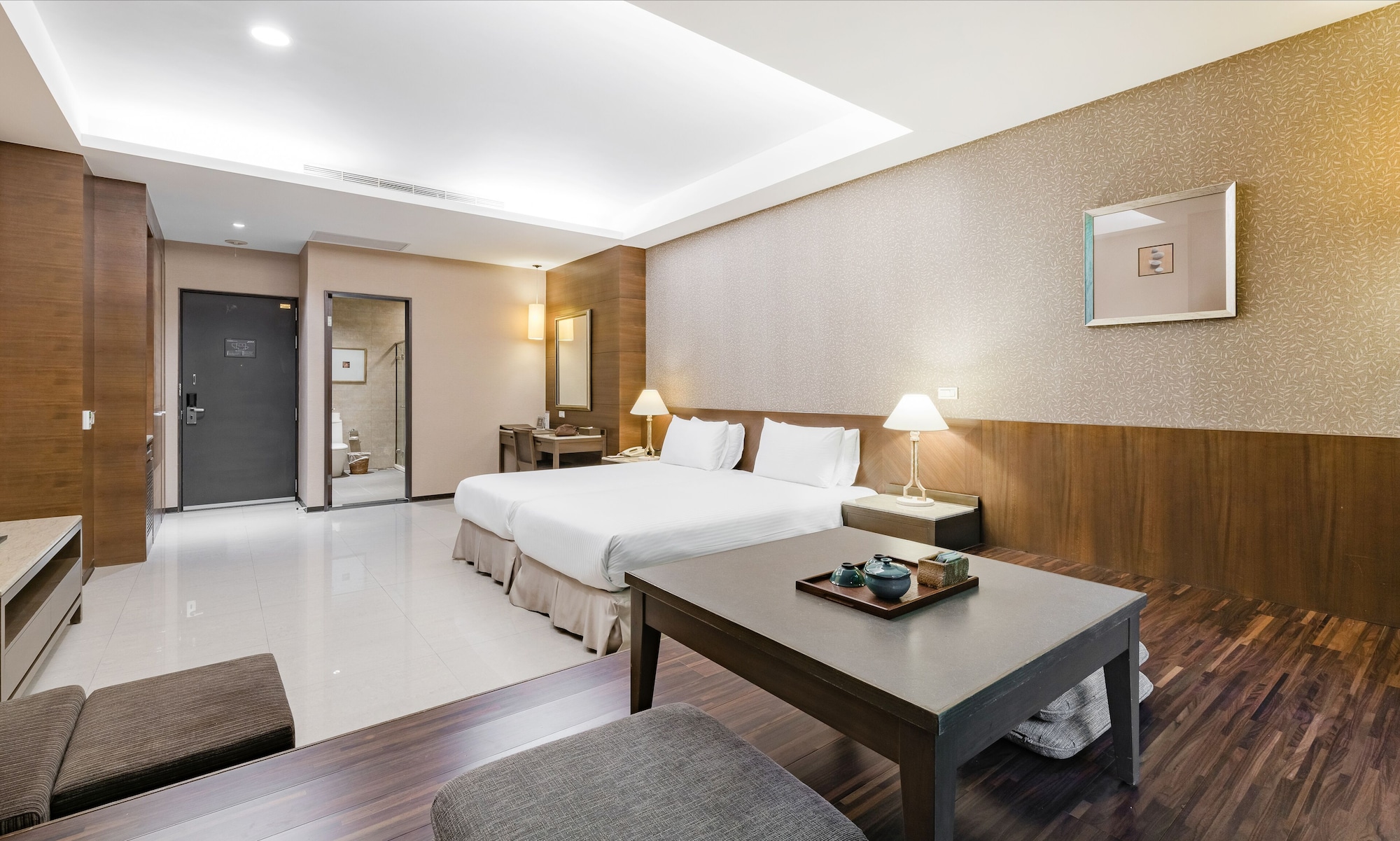 ELEGANT, SCENIC, GUEST ROOM
