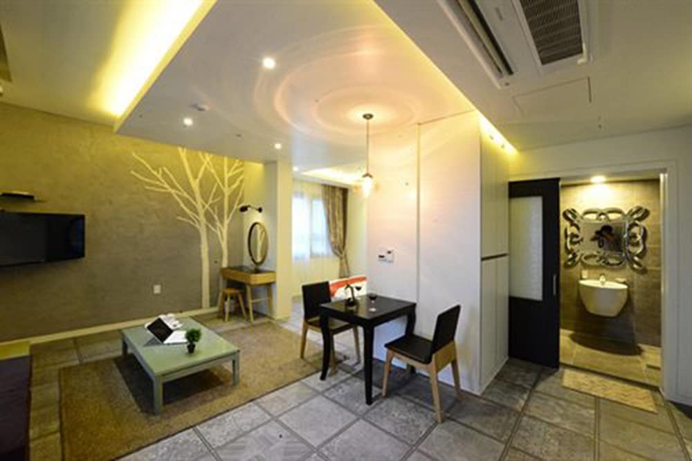 Hotel Graytone Dunsan 33/50