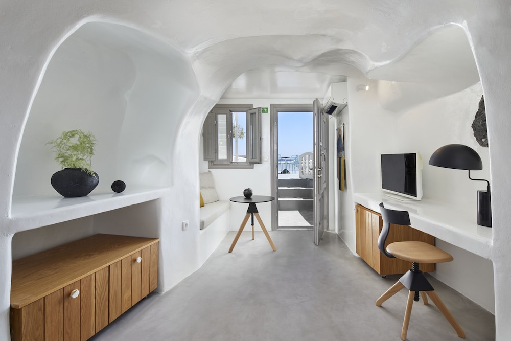 Filotera Suites 46/77
