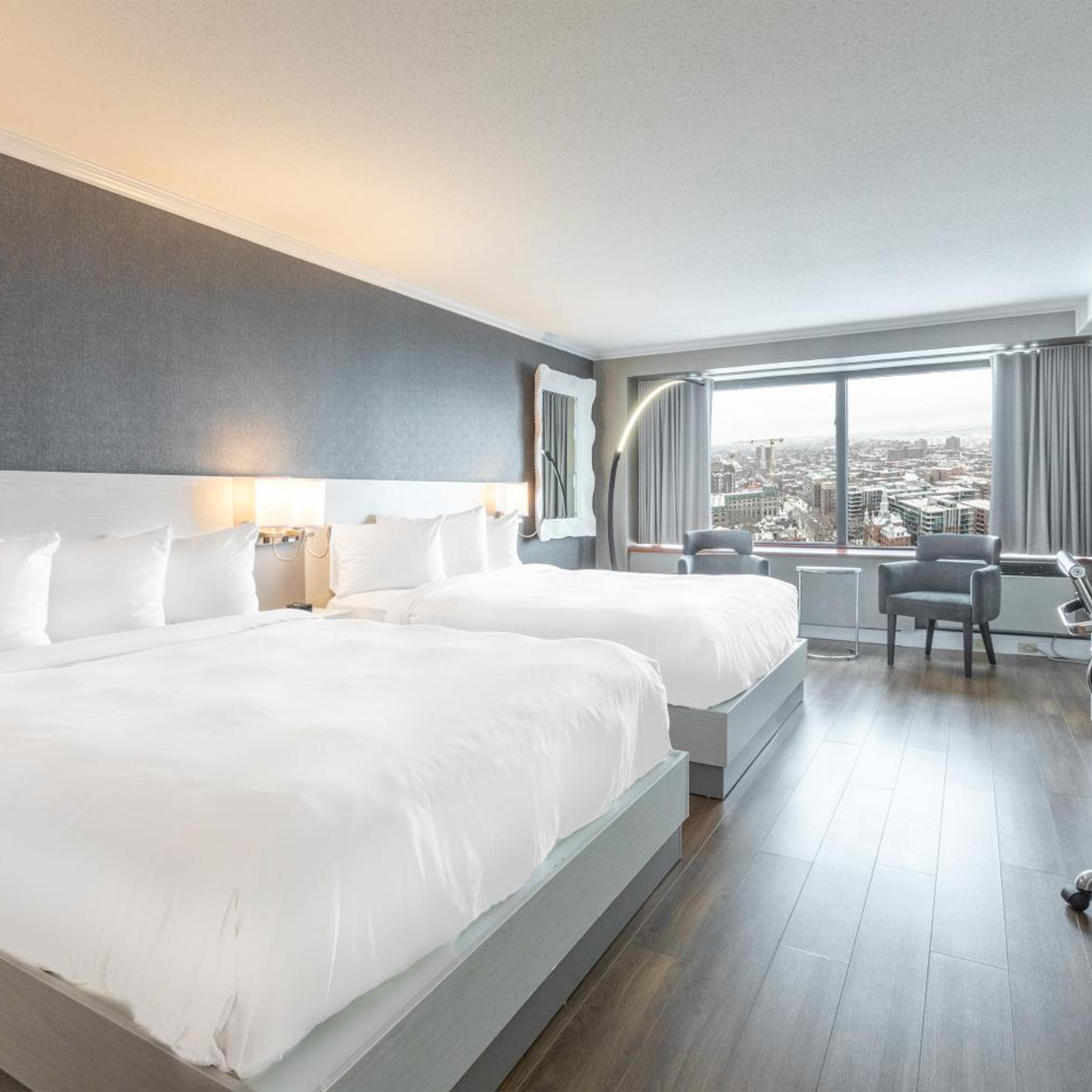 Deluxe, 2 Double Beds