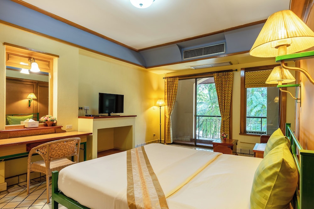 SUPERIOR, DOUBLE BED
