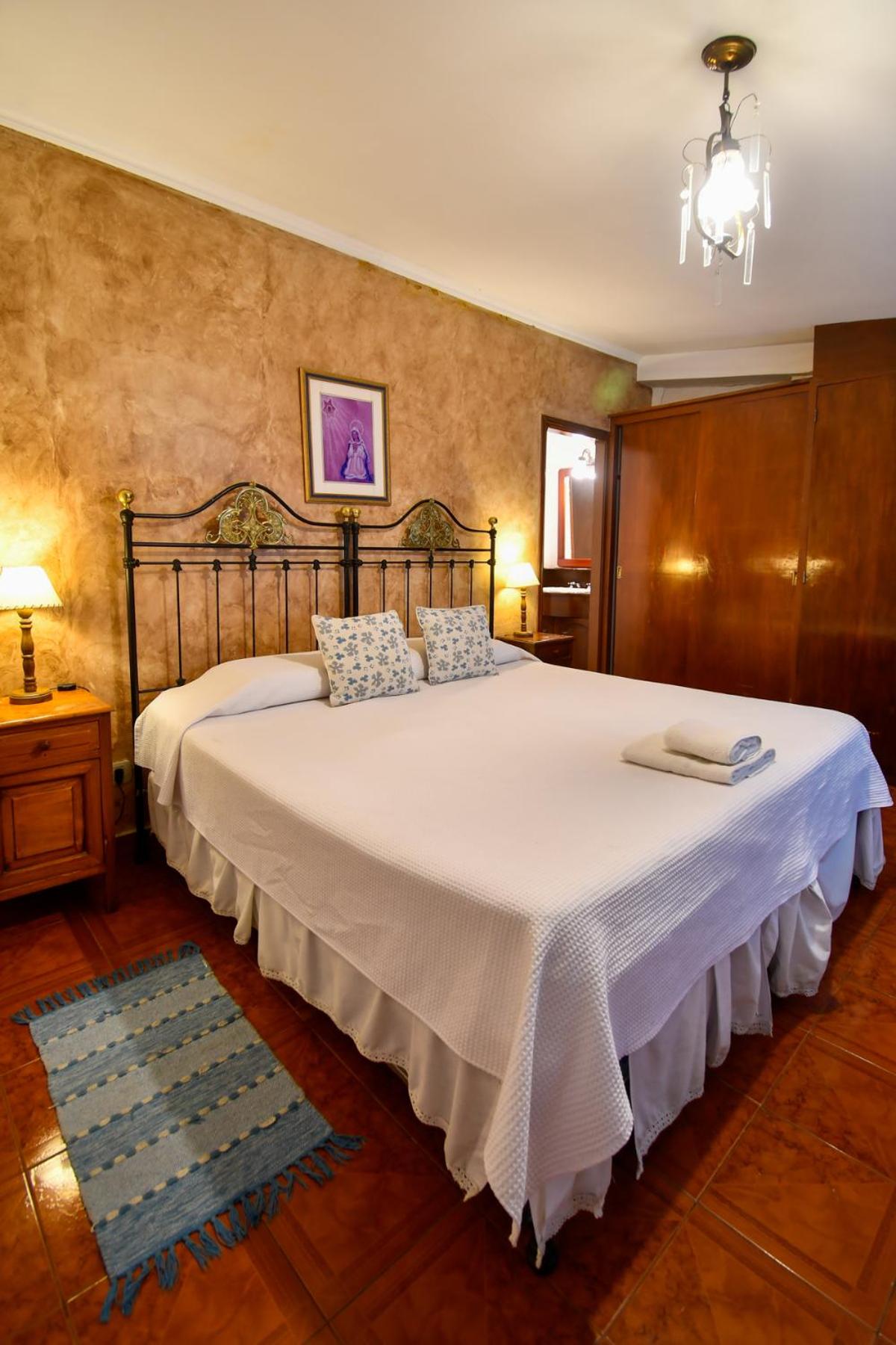 Hostal El Cerrito 6/34