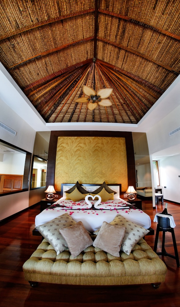 Gayana Marine Resort 46/71