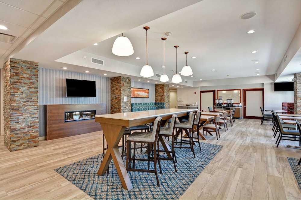 Hampton Inn Moab 19/25