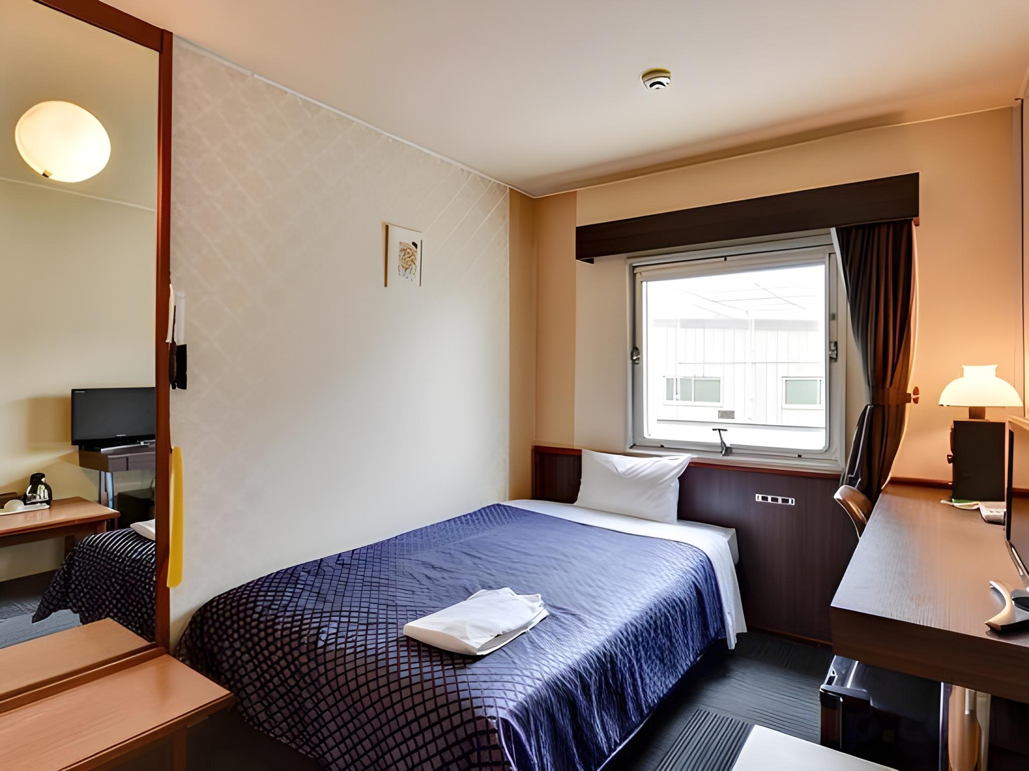 Semi Room, Single Bed, Semi Double Bed