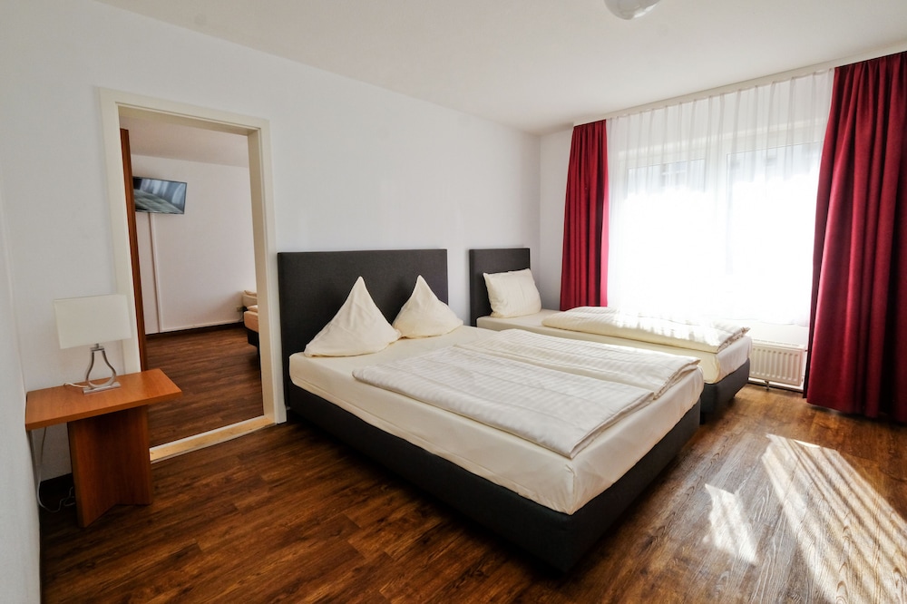 Apart Hotel Studio 20km from Hannover 11/65