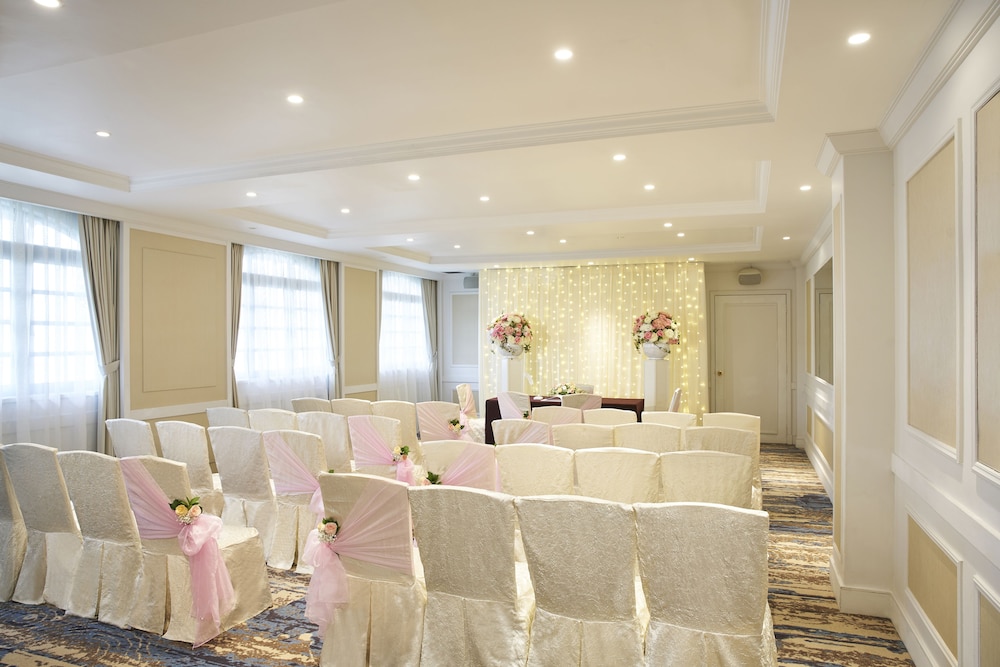 Orchard Rendezvous Hotel by Far East Hospitality 54/60